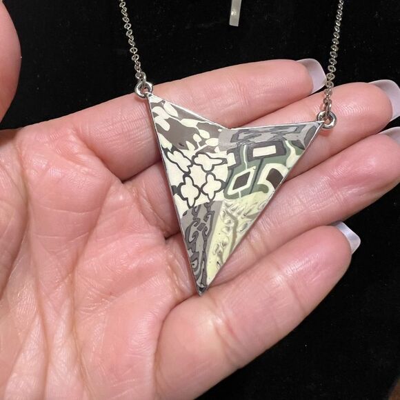 JILZARAH LONG NECKLACE  - Picture 2 of 4